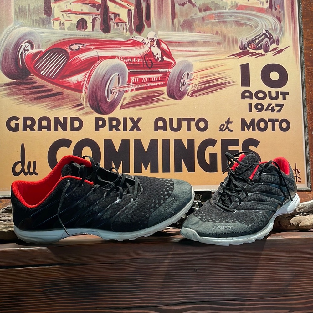 F- Lite 195 precision, fit, black and red running shoes